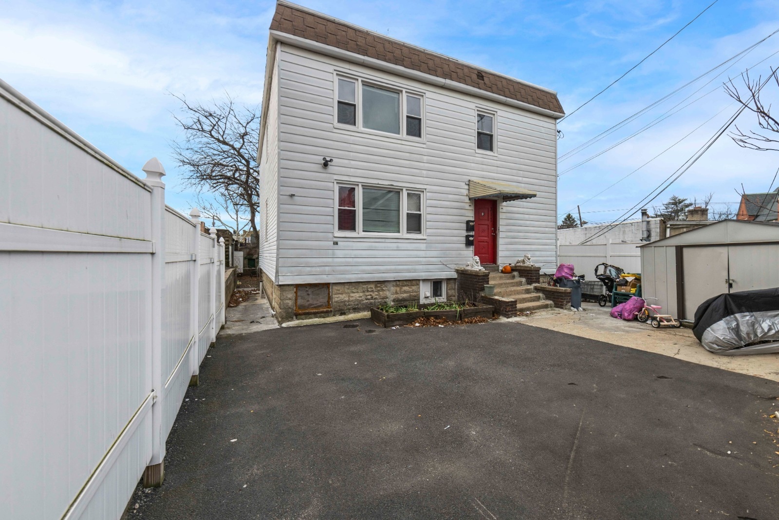 Building Photo - 318 Old Bergen Rd
