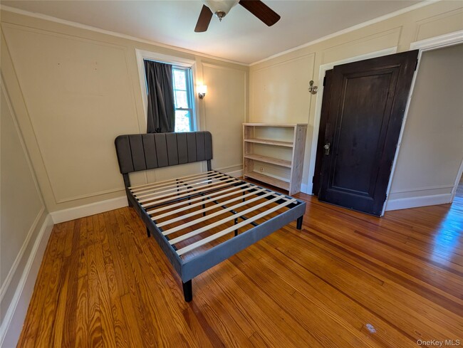 Building Photo - 56 Demarest Ave