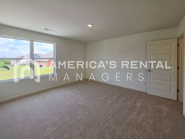 Building Photo - Spacious Home for Rent in Calera, AL!