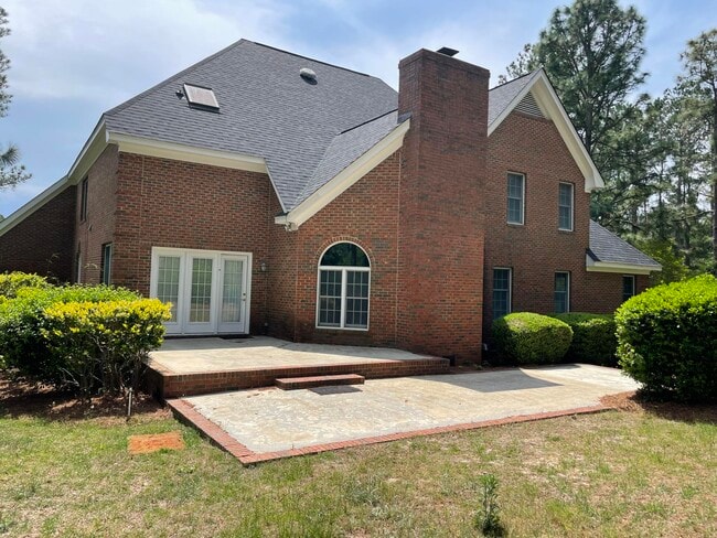 Building Photo - 917 Holley Lake Rd