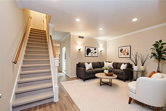 Building Photo - 14703 Barryknoll Ln