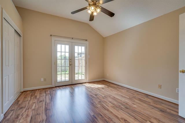 Building Photo - 1306 Daffodil Ln