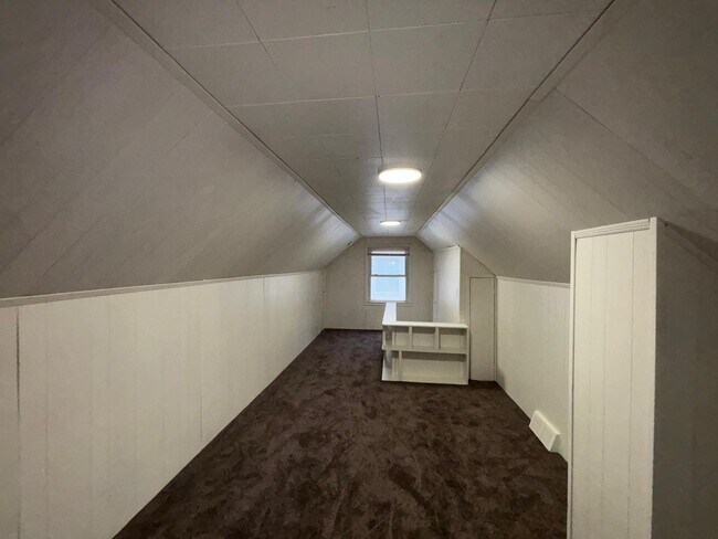 Building Photo - 24739 Colgate St