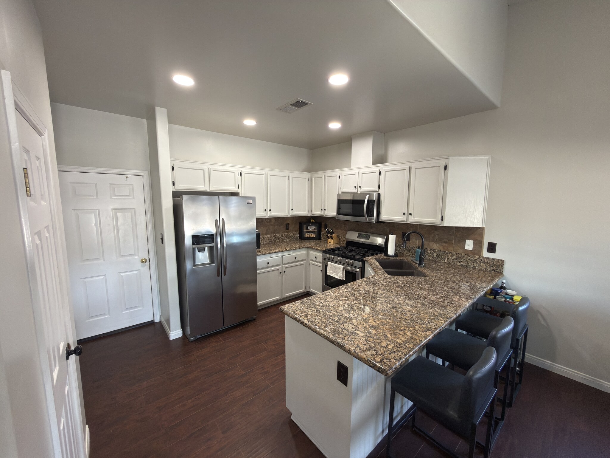 Building Photo - 1003 Vallejo Dr