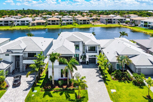 Building Photo - 9516 Riverside Pk Dr