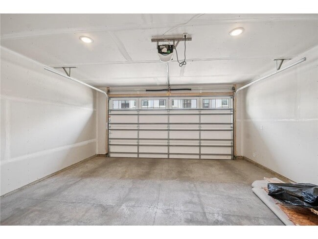 Building Photo - 4750 Ironwood Cir