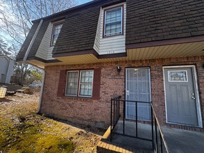 Building Photo - Room in Townhome on Cedar Creek Ct NW