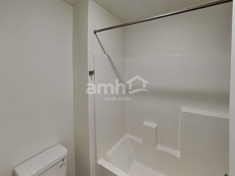 Building Photo - 5624 Blue Wonder St