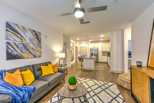 Living Room - Fountainhead Apartments