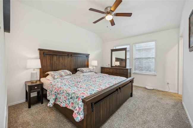 Building Photo - 16684 Lonely Pines Dr