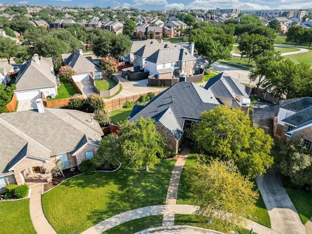 Building Photo - 9812 Canyon Crest Cir