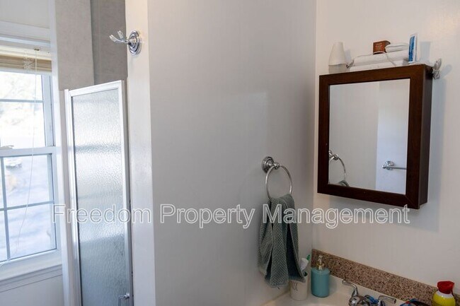 Building Photo - 5317 Macwood Dr