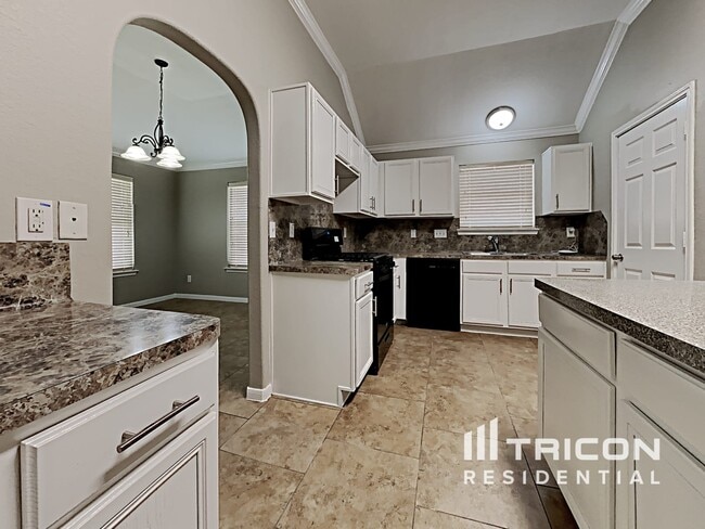 Building Photo - 21478 Olympic Forest Dr