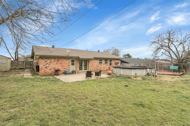 Building Photo - 321 Bowles Ct