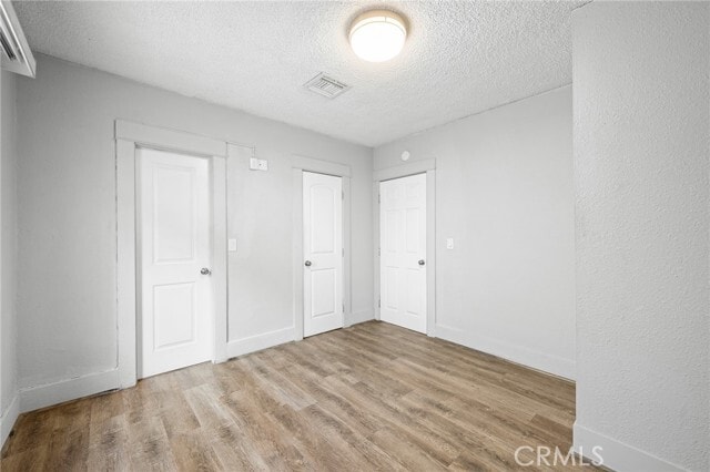 Building Photo - 304 E Garfield Ave