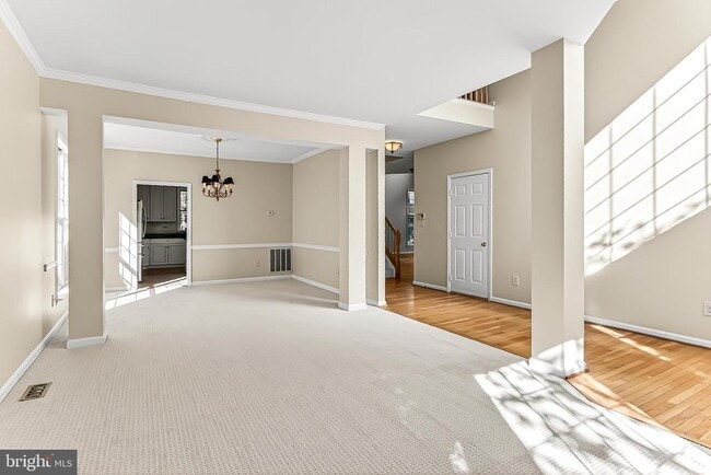 Building Photo - 47497 Saulty Dr