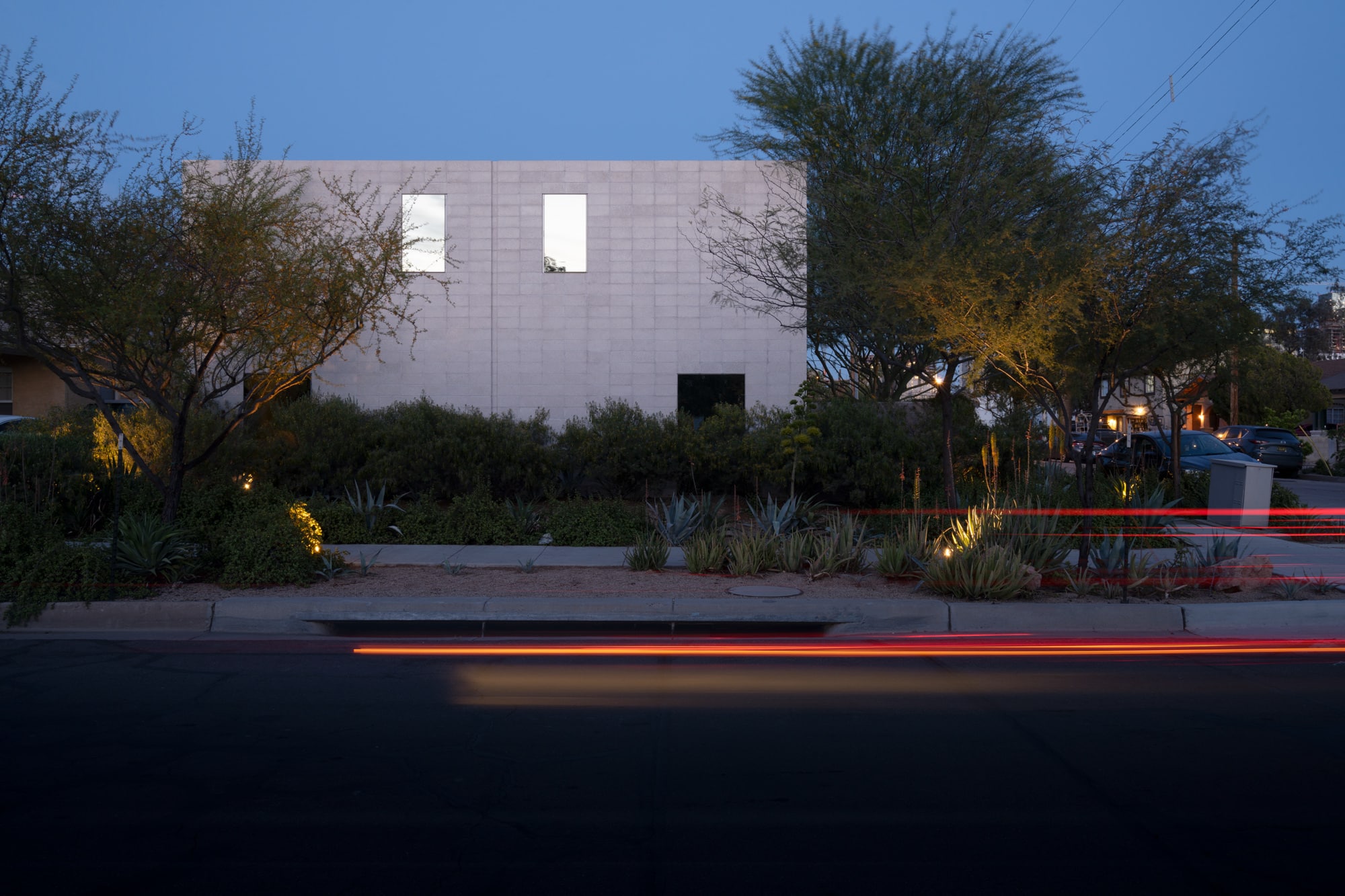 Building Photo - 818 W McKinley St