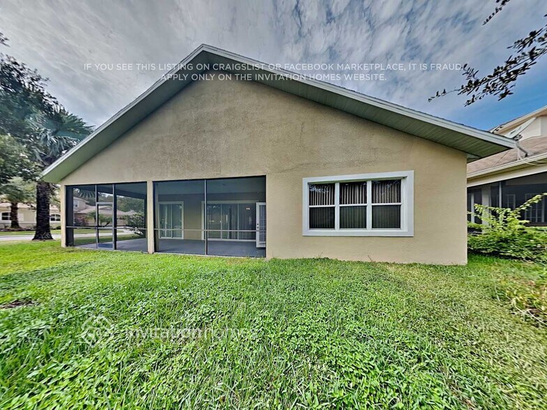 Building Photo - 20401 Walnut Grove Ln