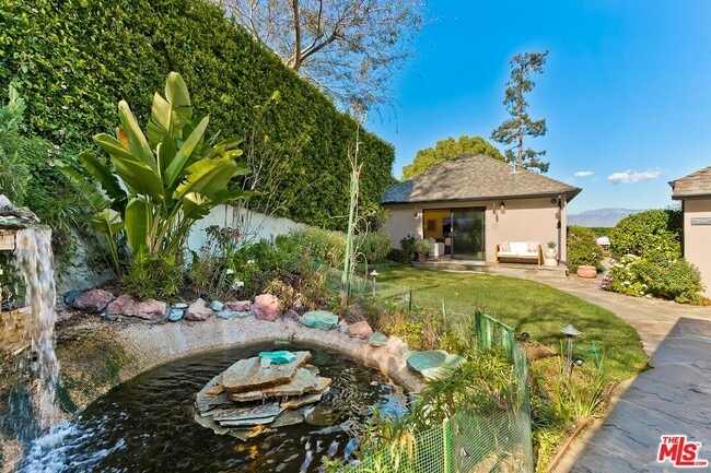 Building Photo - 2841 Montcalm Ave