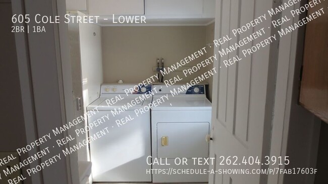 Building Photo - Spacious two bedroom lower unit.