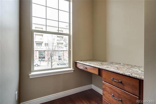 Building Photo - 10124 Inverness Main St