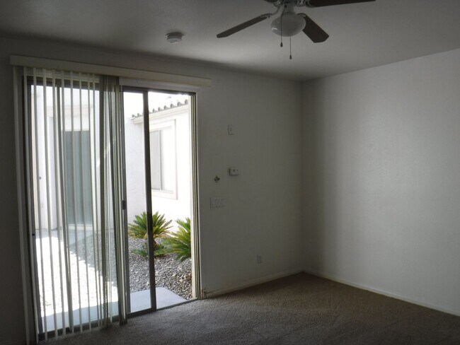 Building Photo - 2 BED, 2 BATH HOME WITH CASITA (3rd bedroom is the casita)