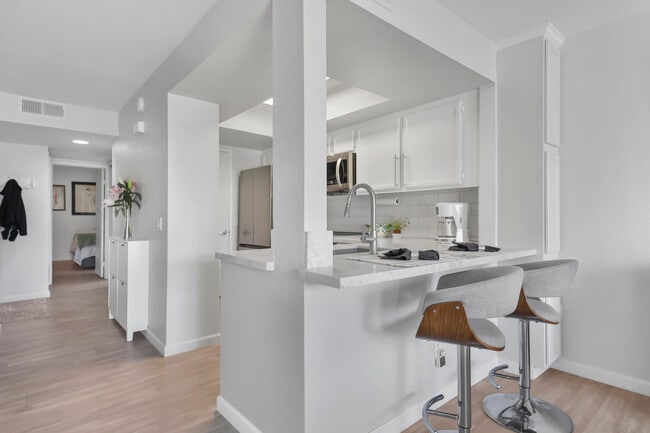 Building Photo - 78347 Terra Cotta Ct