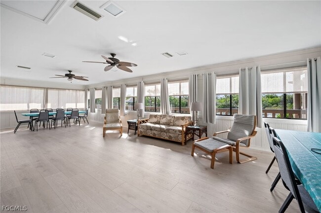 Building Photo - 17611 Marco Island Ln