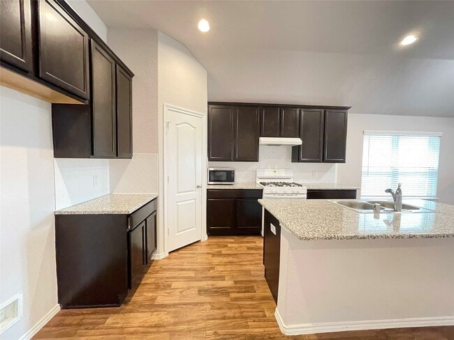 Building Photo - 3238 Aster Mdw Wy