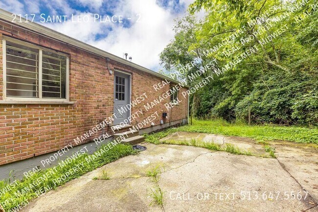 Building Photo - 2117 St Leo Pl