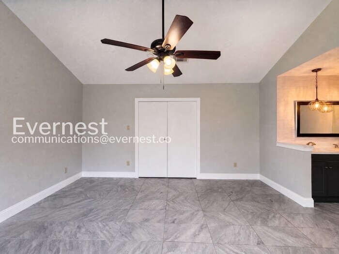 Building Photo - 1334 Willersley Ln