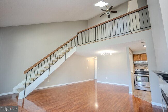 Building Photo - 8304 Tamarron Dr