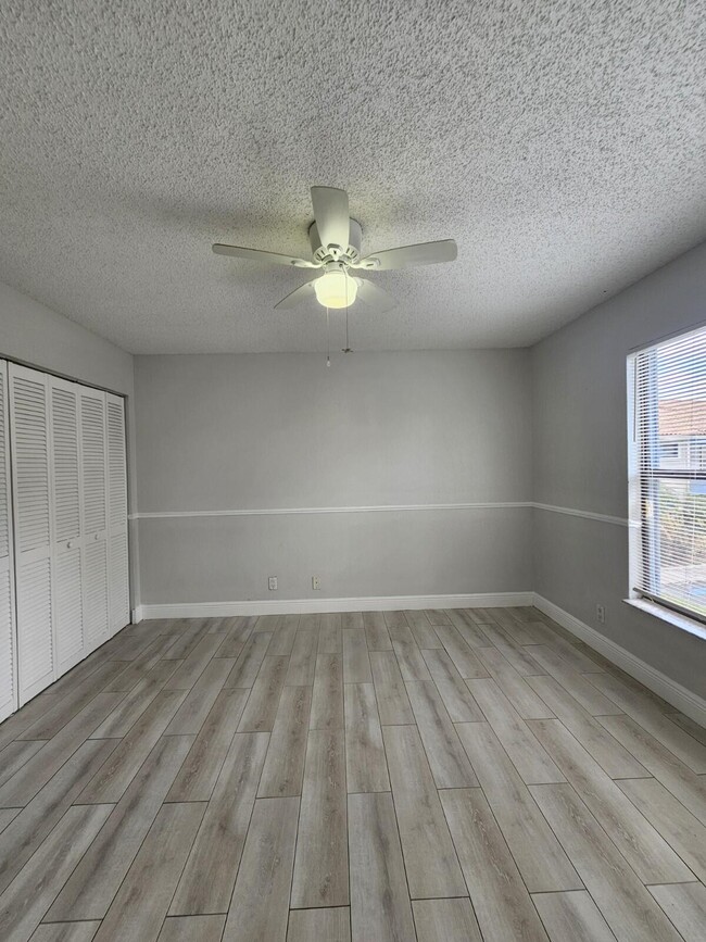 Building Photo - 1660 Windorah Way