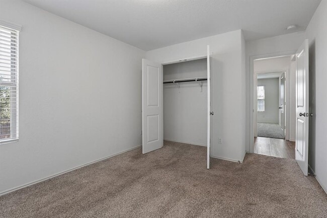 Building Photo - 3312 Kenner Dr