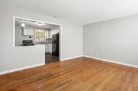 Building Photo - 120 Gruenwald Ave