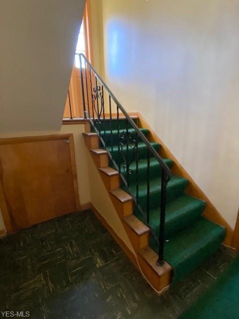 Building Photo - 2855 Morewood Rd