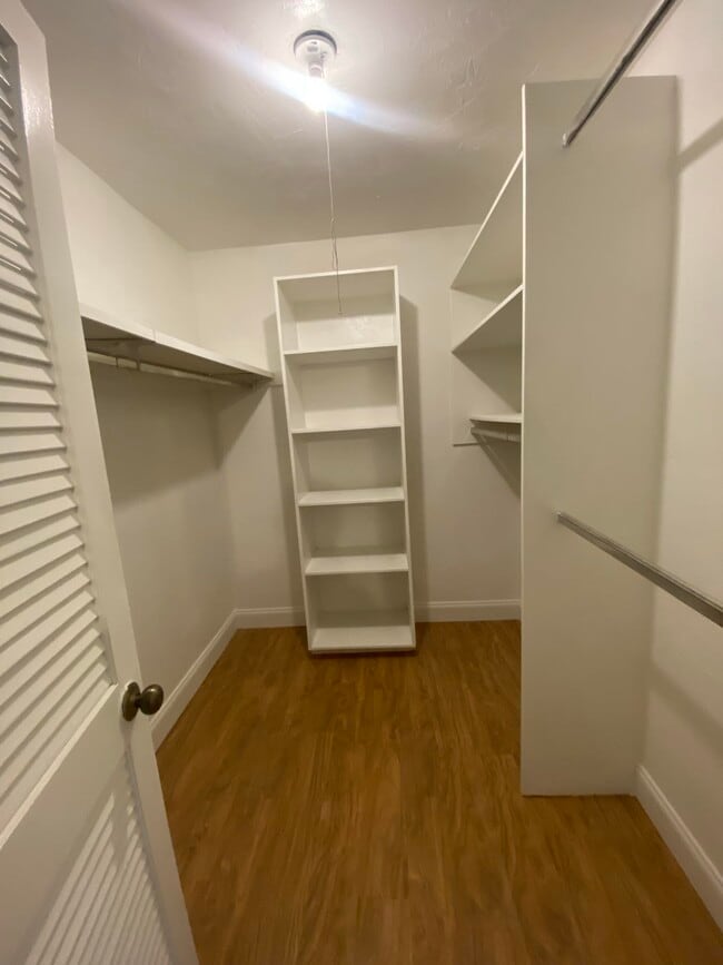 Building Photo - 2869 Blairstone Ct