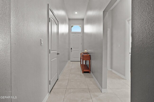 Building Photo - 12401 Norte Chico Pl