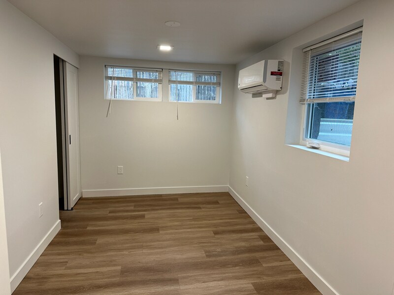 Building Photo - 2030 S 400 E
