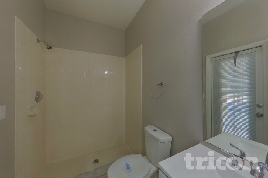 Building Photo - 1815 Honeydew Ct