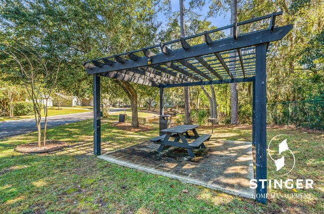 Building Photo - 53 Brindlewood Dr