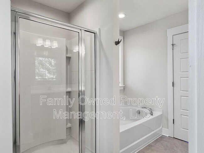 Building Photo - 201 Makemie Wy