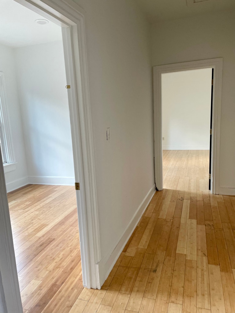Hallway between bedrooms #3 & #4 - 140 W Clay St