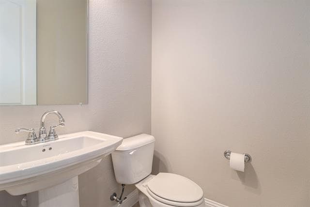 Building Photo - 315 Ferndale St