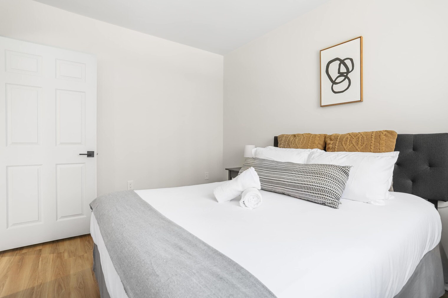 Building Photo - 1221 S Eads St