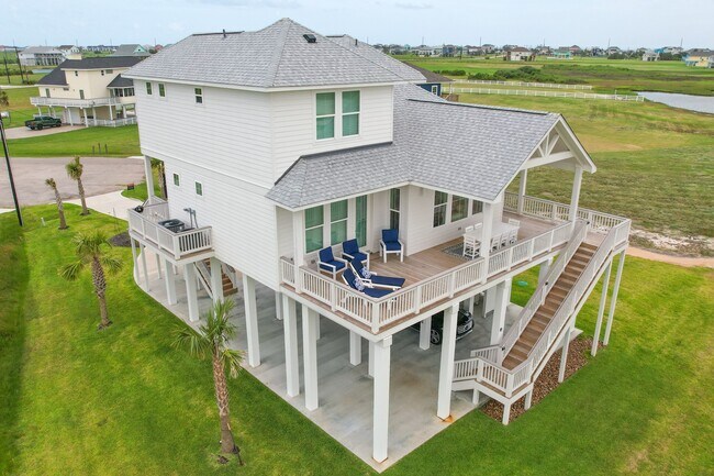 Building Photo - 18414 Indian Beach Ct