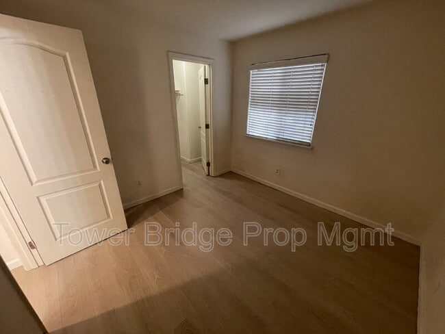 Building Photo - 8459 Terracotta Ct