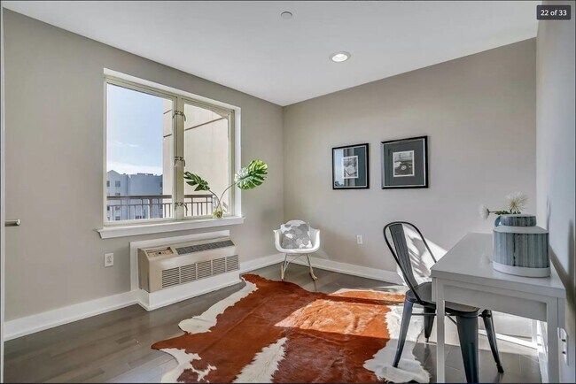 Building Photo - 3312 Hudson Ave