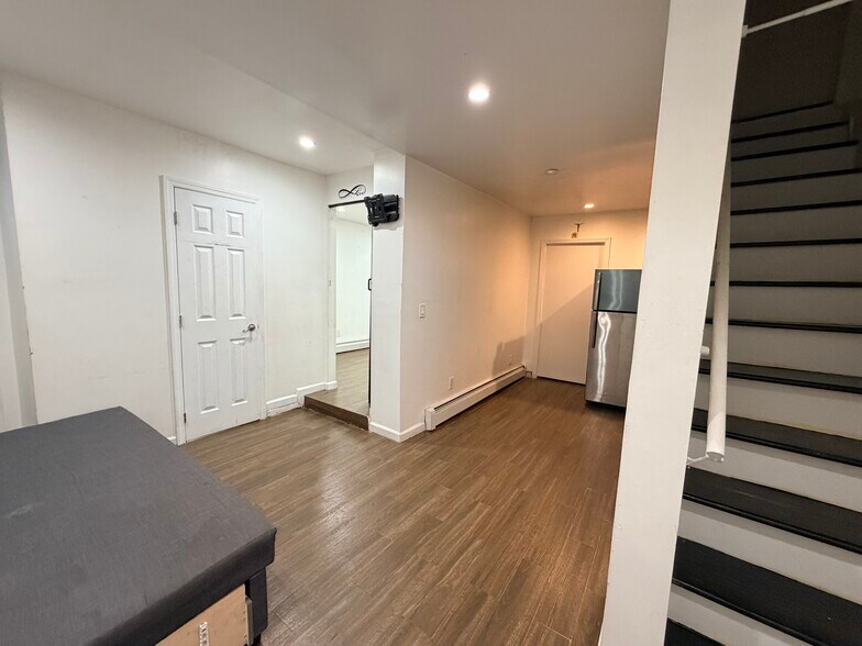 Building Photo - 11440 145th St