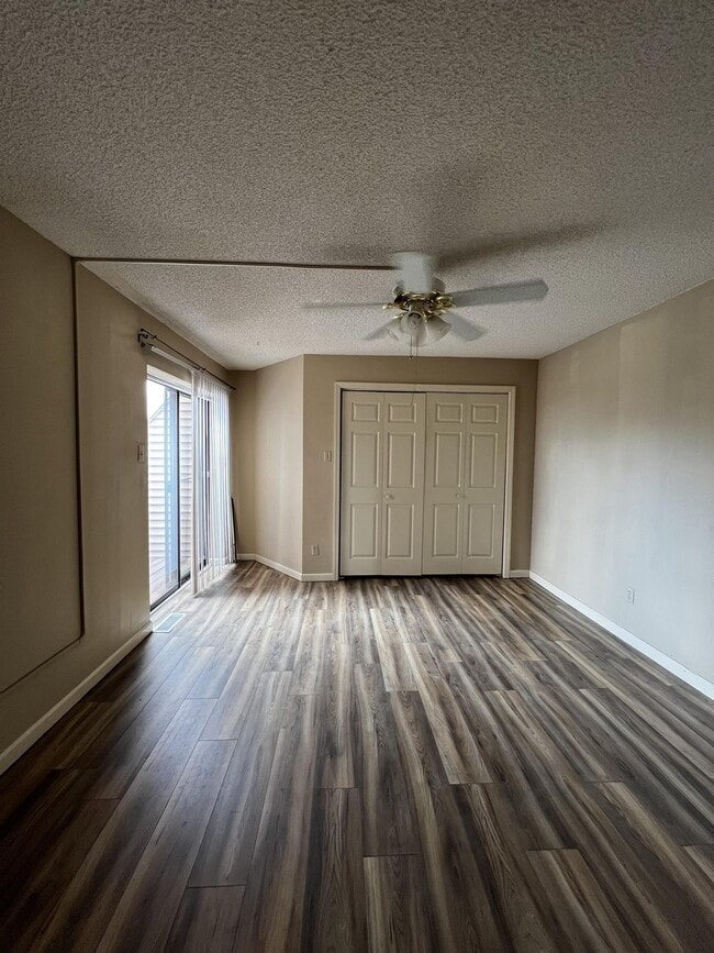 Building Photo - 438 Olympia Dr